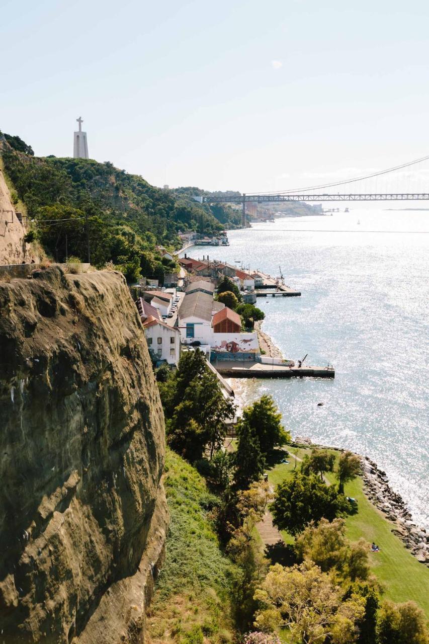 Lisbon South Hostel Almada Eksteriør bilde